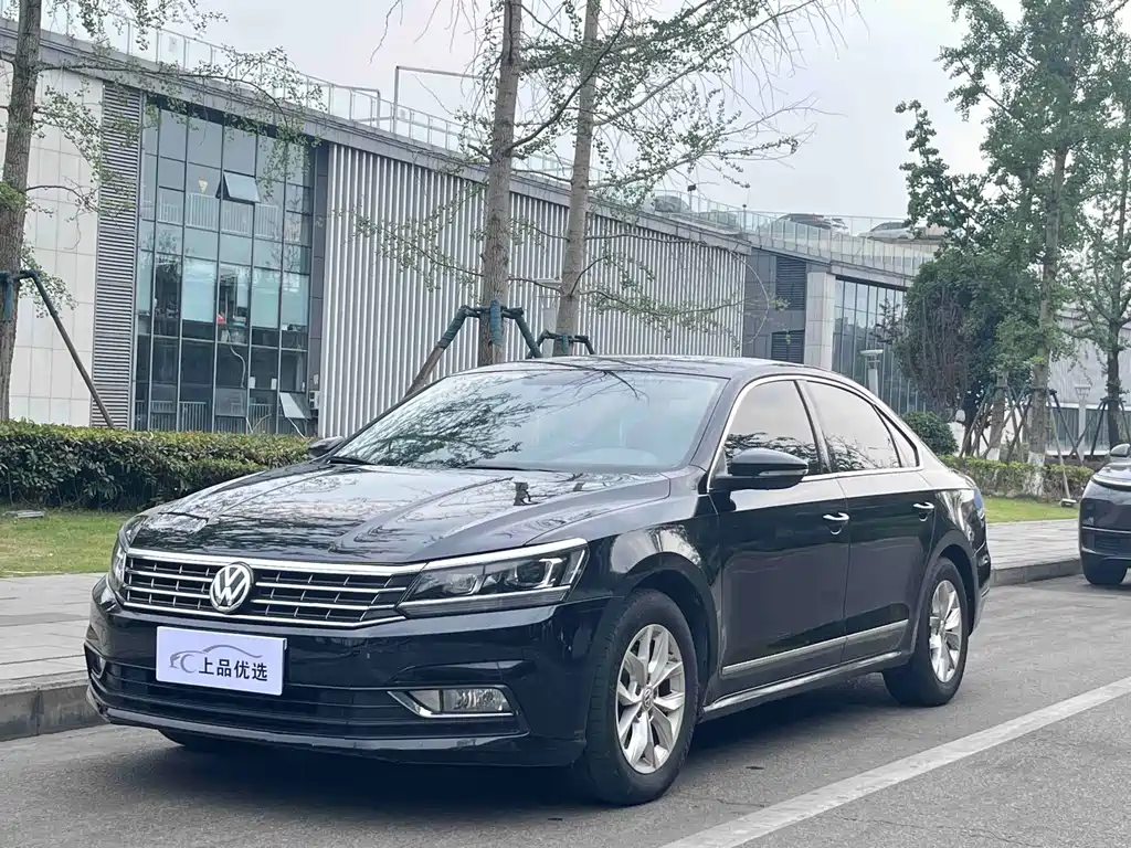 Купить Volkswagen Passat