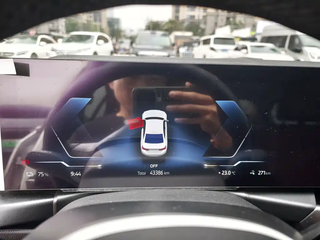 BMW i3 — миниатюра 9