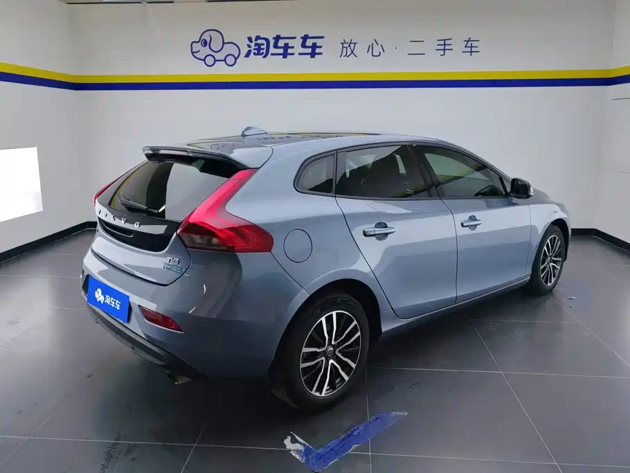 Volvo V40 — миниатюра 3