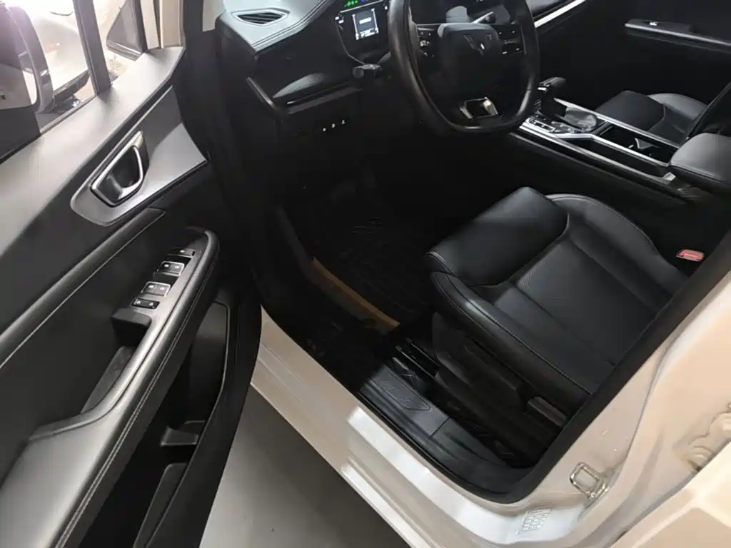 Wuling Jiachen — миниатюра 16