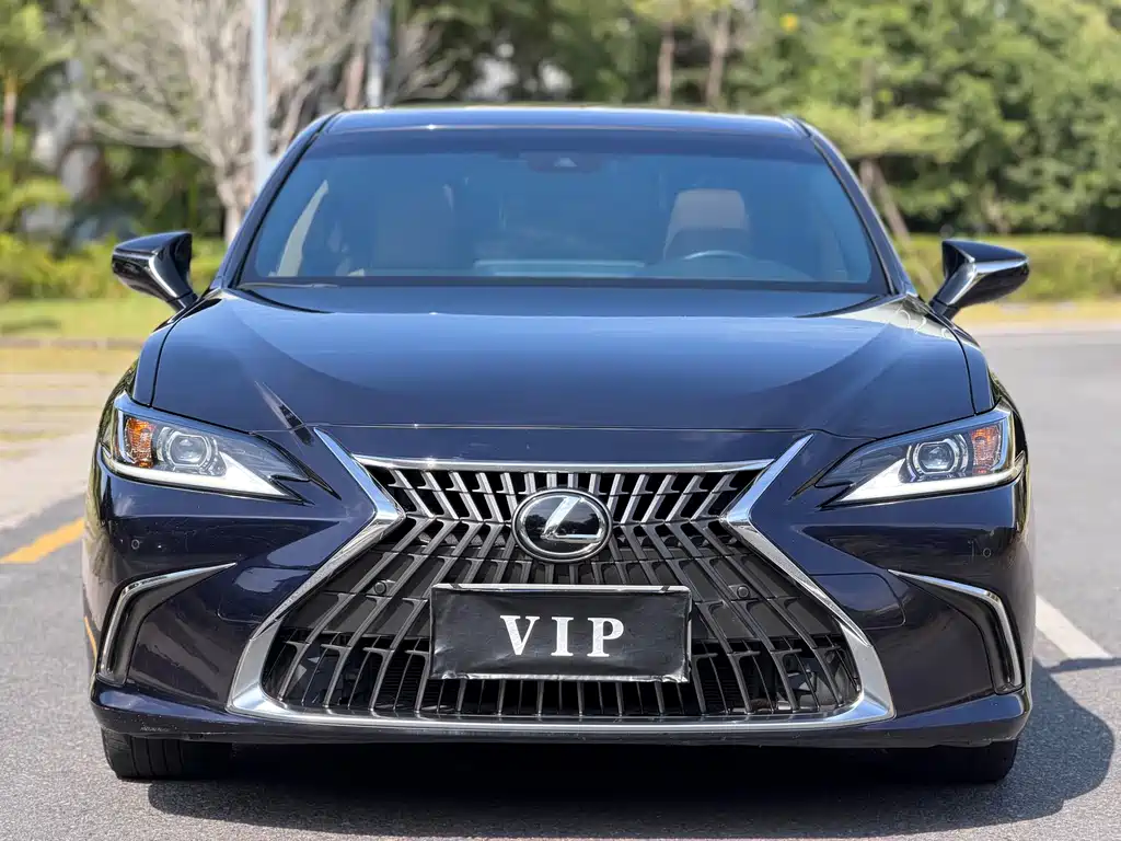 Lexus ES — миниатюра 2