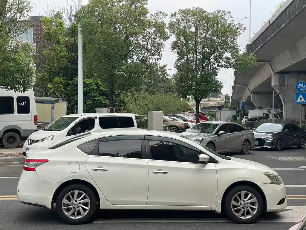 Nissan Sylphy — миниатюра 4