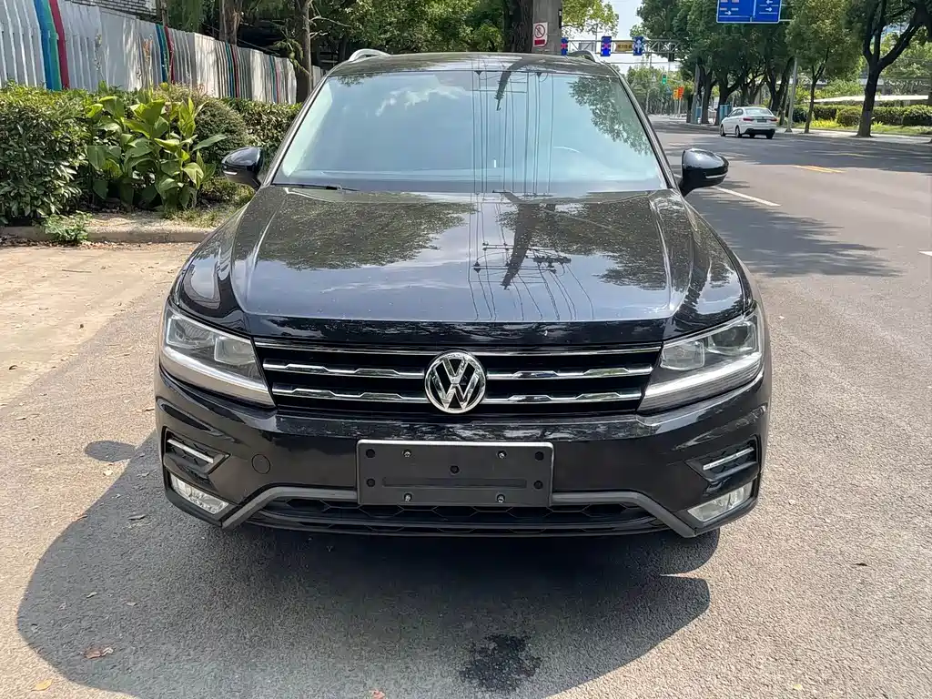 Volkswagen Tiguan L