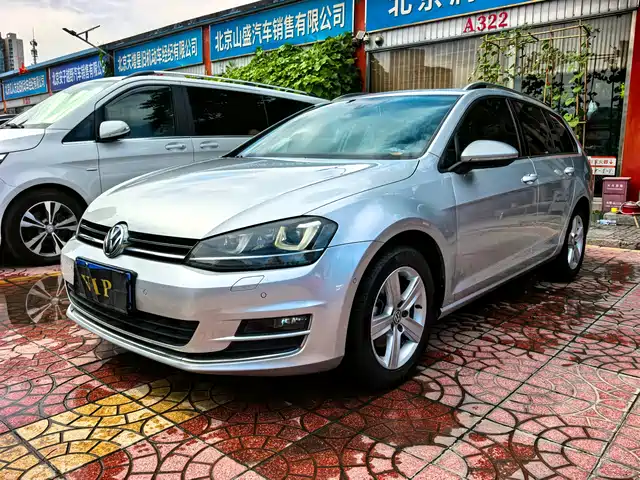 2015 Volkswagen Golf