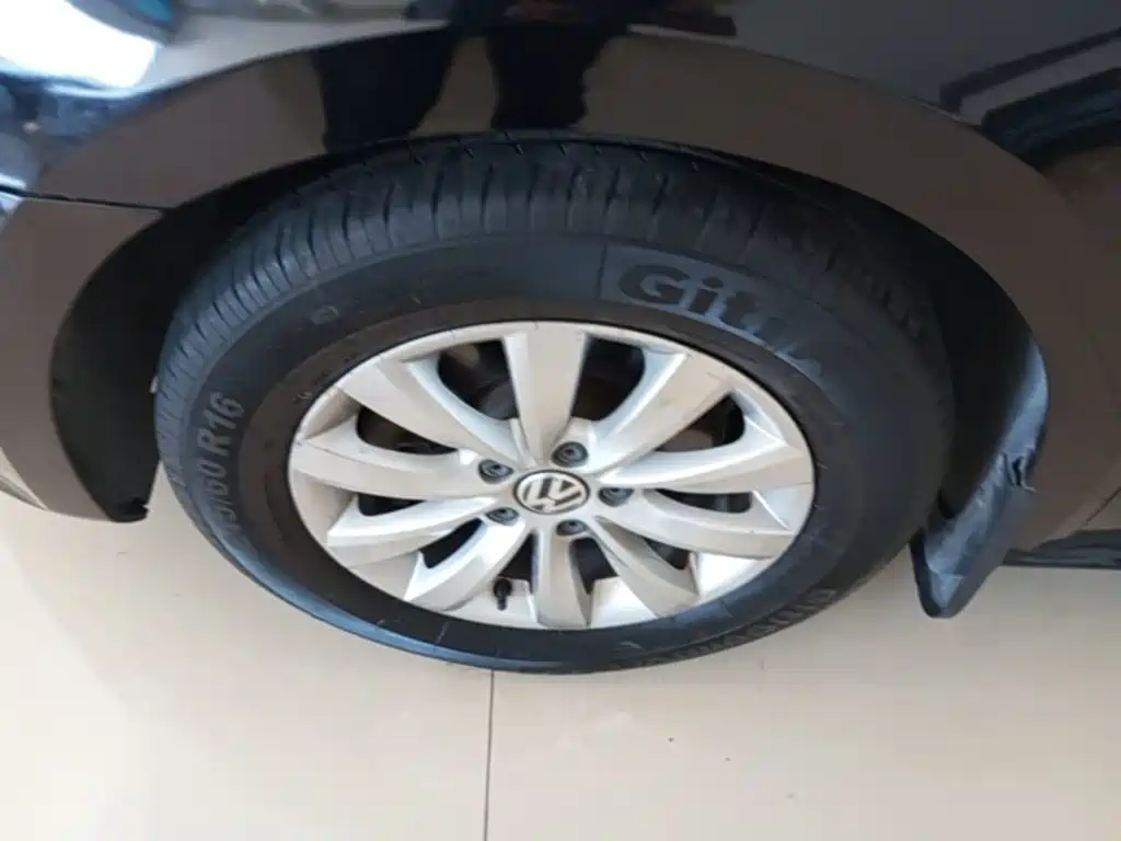 Volkswagen Passat — миниатюра 23