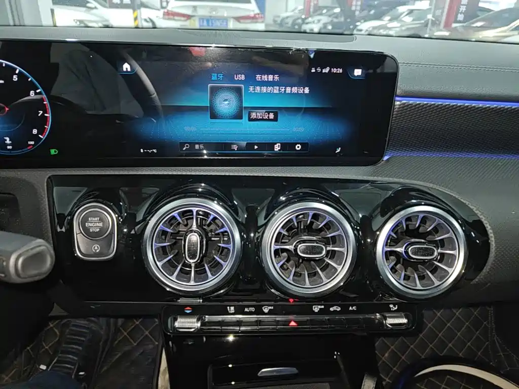 Mercedes-Benz A-Class — миниатюра 13