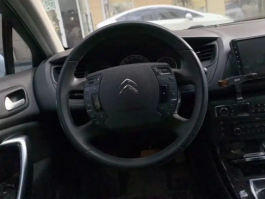 Citroen C5 — миниатюра 15