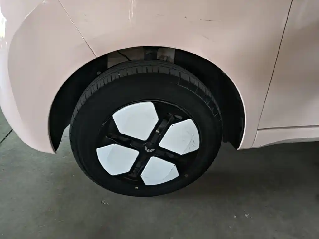 Wuling MINIEV — миниатюра 23