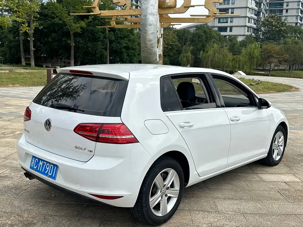 Volkswagen Golf — миниатюра 3