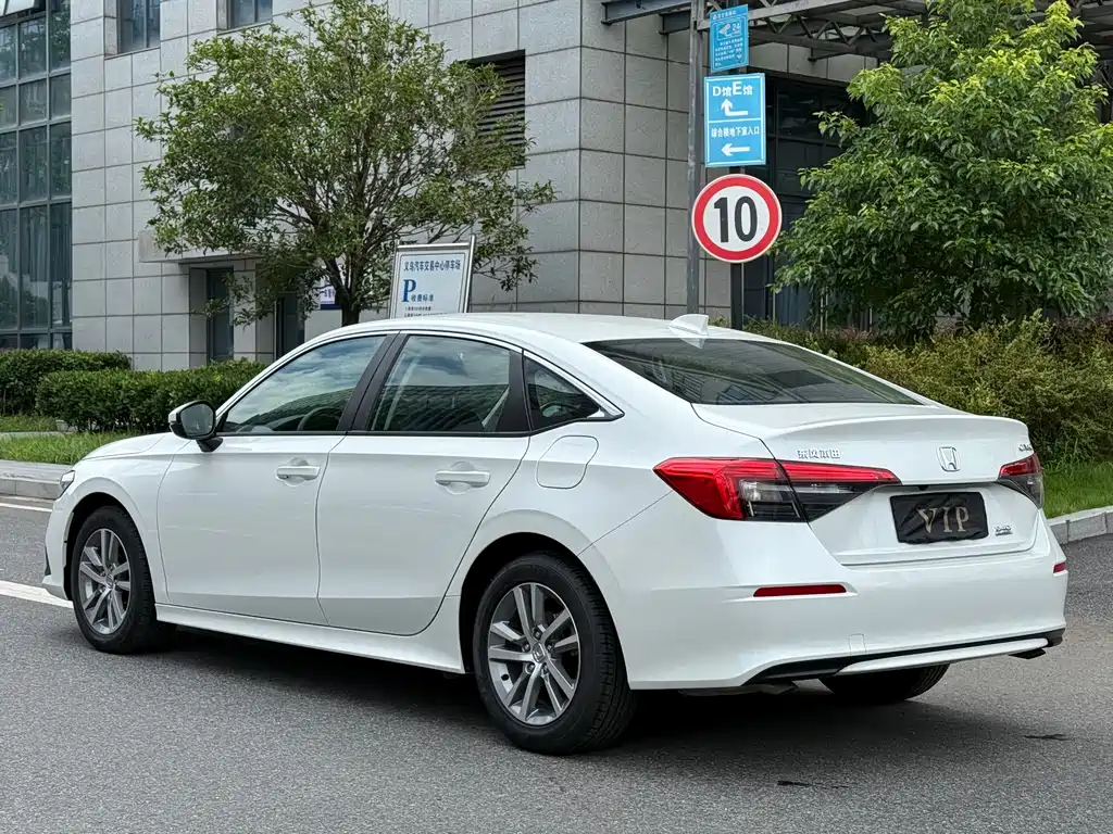 Honda Civic — миниатюра 6