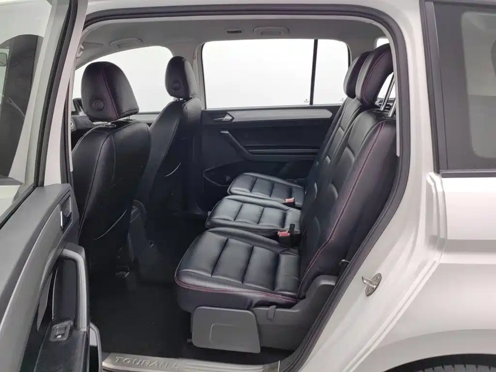 Volkswagen Touran — миниатюра 15