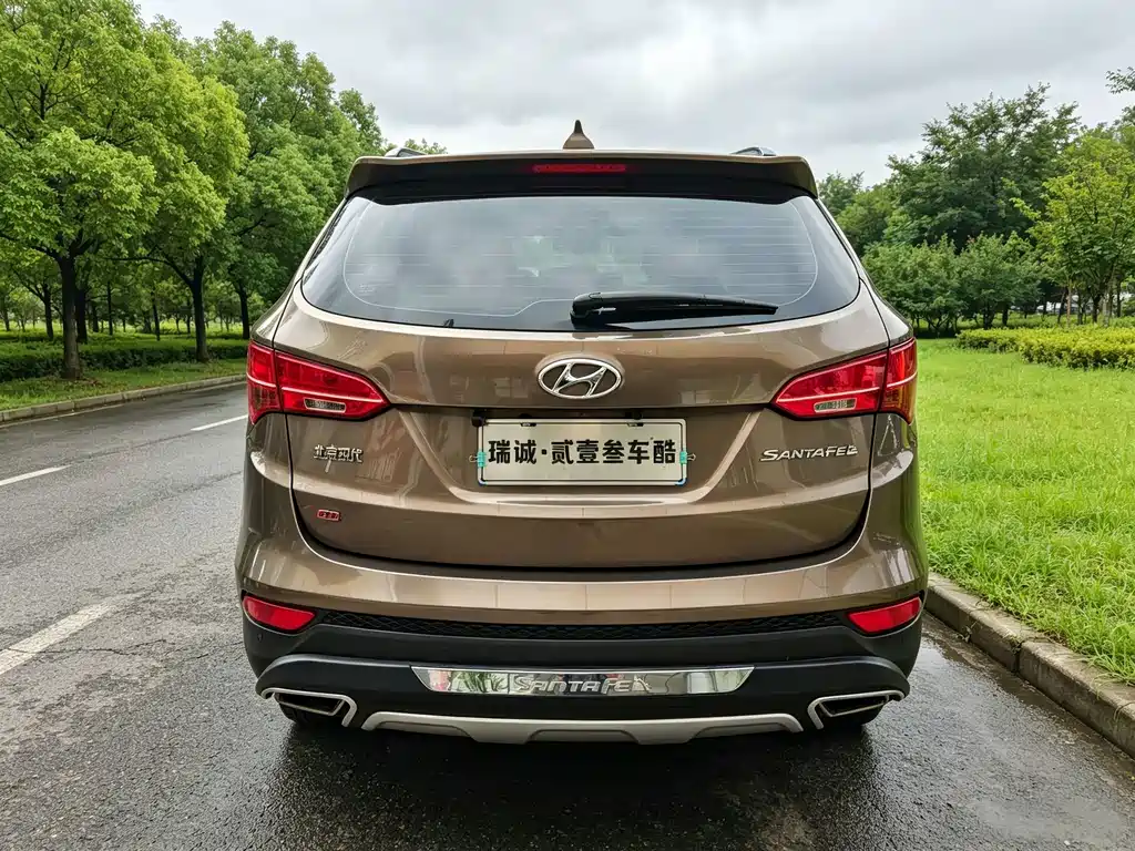 Hyundai Santa Fe — миниатюра 9