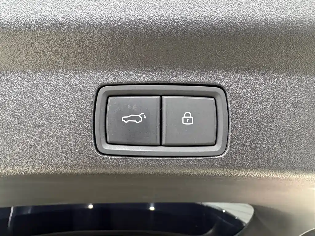 Li Auto Li L7 — миниатюра 14