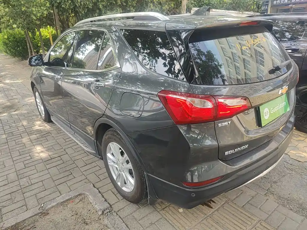 Chevrolet Equinox — миниатюра 5