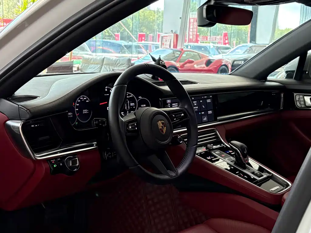 Porsche Panamera — миниатюра 7
