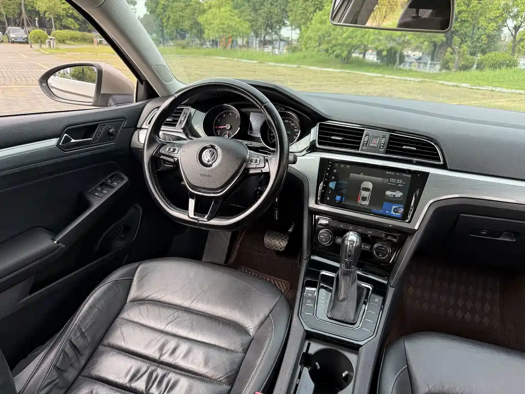 Volkswagen Lamando — миниатюра 9