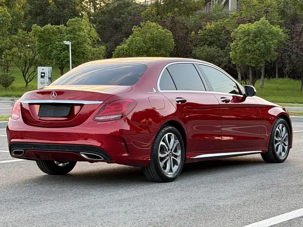 Mercedes-Benz C-Class — миниатюра 5