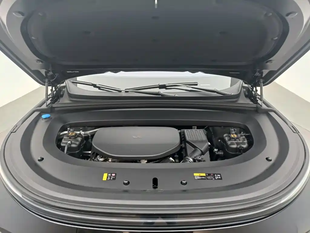 Li Auto Li L8 — миниатюра 12