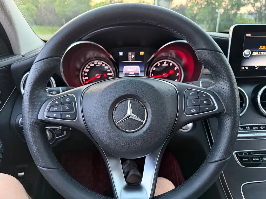 Mercedes-Benz C-Class — миниатюра 15
