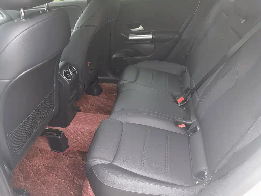 Mercedes-Benz GLA — миниатюра 4