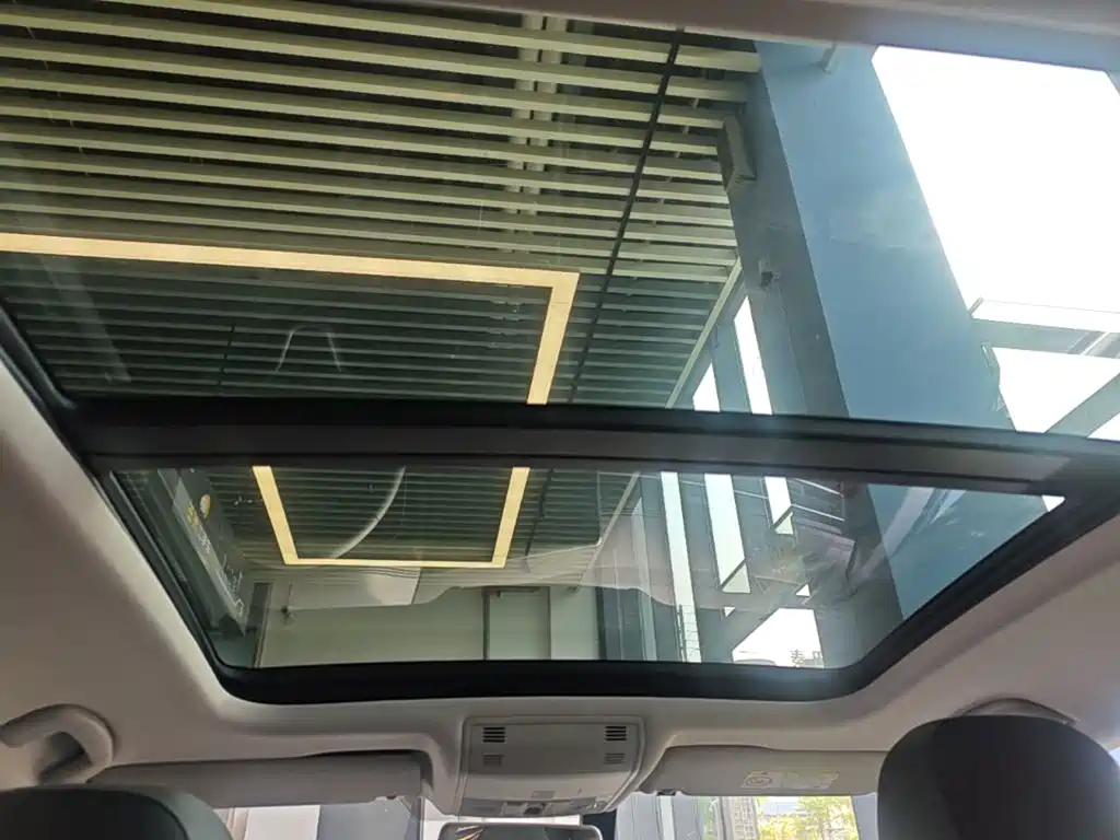 Volkswagen Sagitar — миниатюра 18