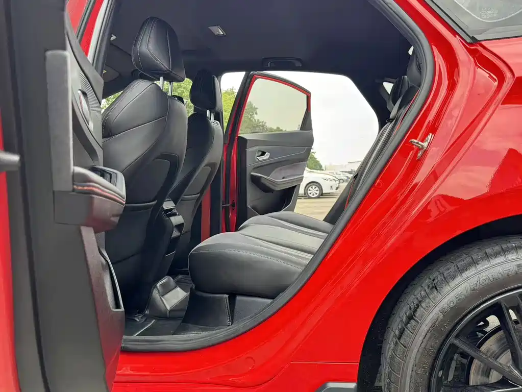 Geely Binrui — миниатюра 13