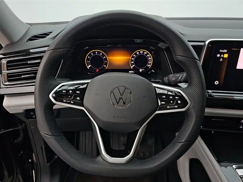 Volkswagen Teramont 2024 530 V6