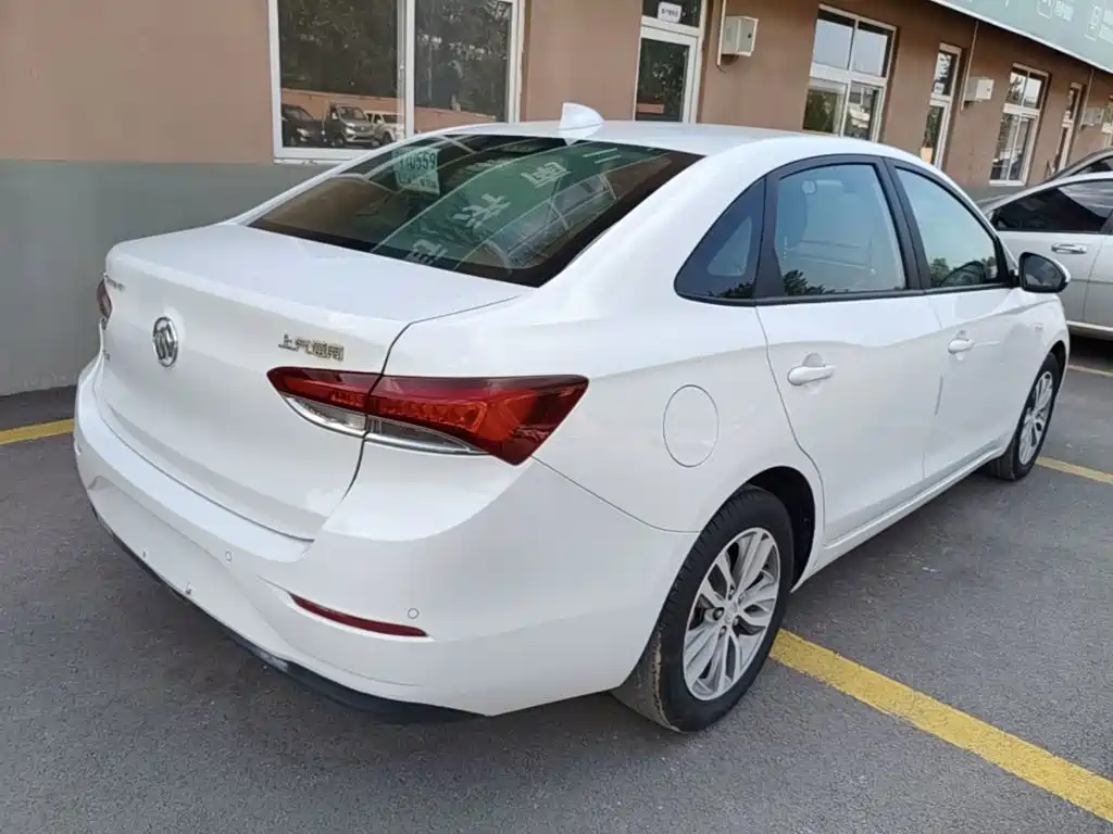 Buick Excelle — миниатюра 7