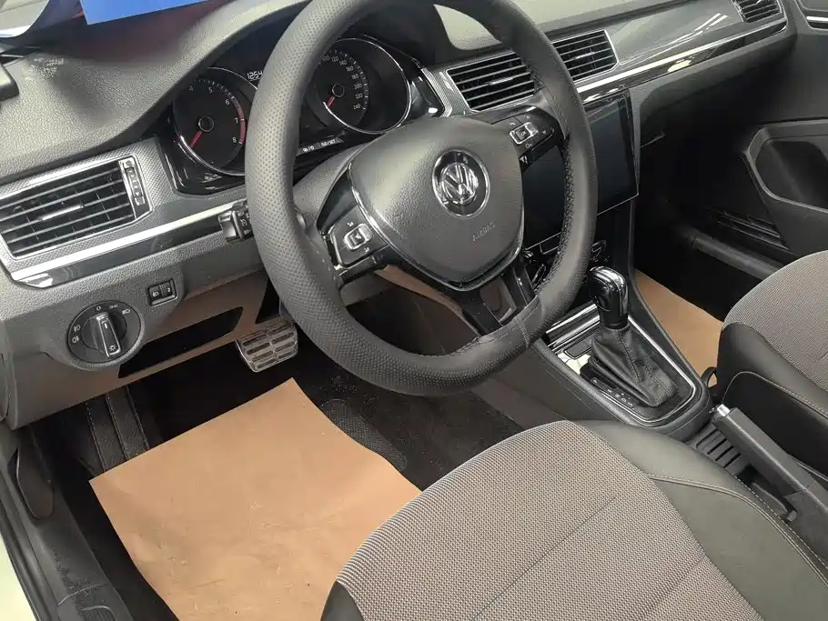 Volkswagen C-Trek — миниатюра 12