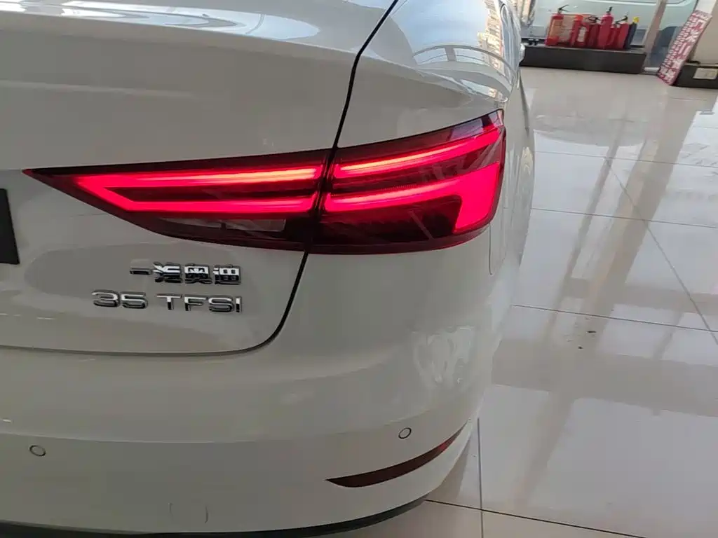 Audi A3 — миниатюра 8