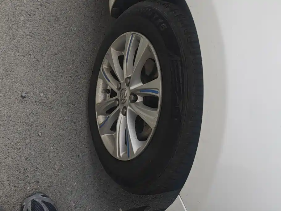 Buick Excelle — миниатюра 6