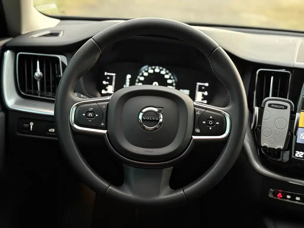 Volvo XC60 — миниатюра 15