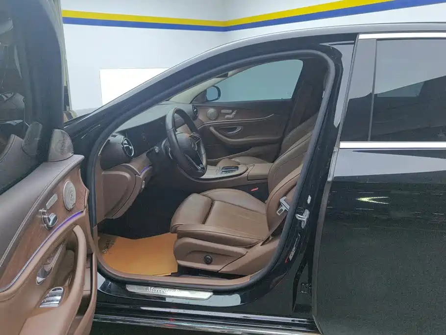 Mercedes-Benz E-Class E 2022 E 300 L Fashion