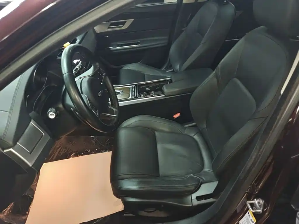 Jaguar XFL — миниатюра 15