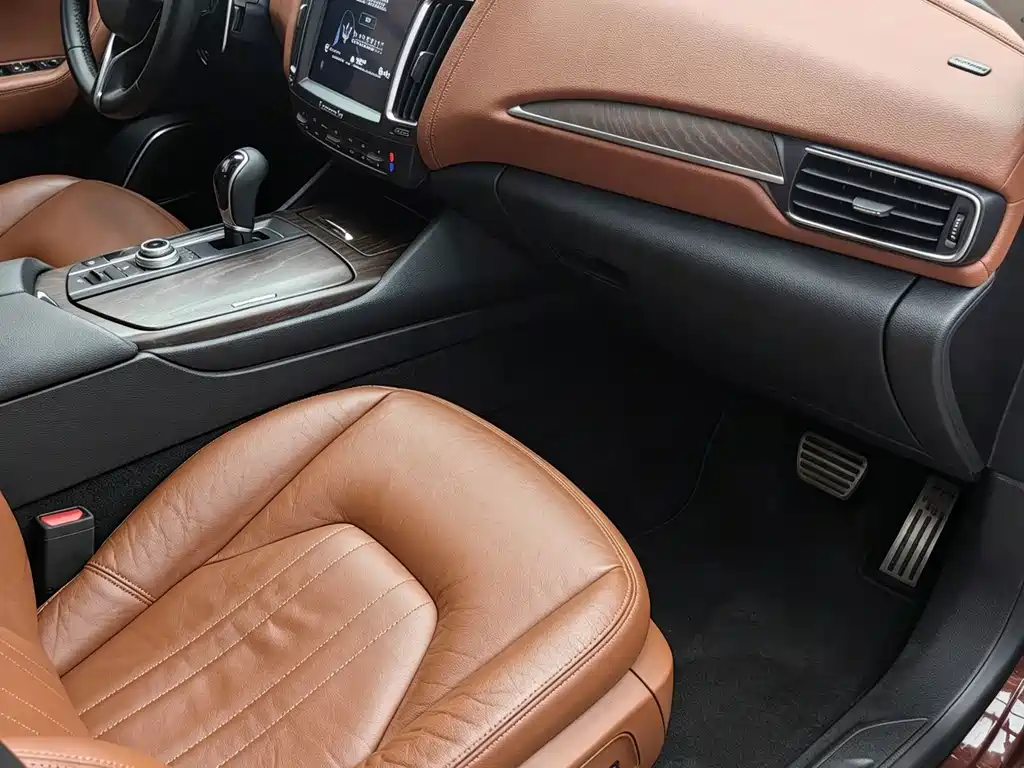 Maserati Levante — миниатюра 10