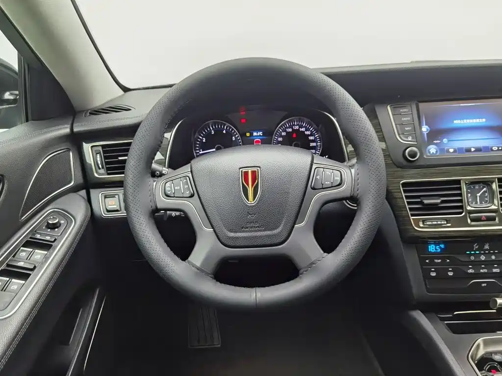 Hongqi Hongqi H7 — миниатюра 19