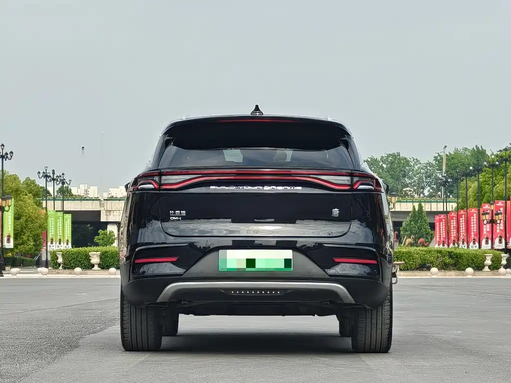 BYD Tang 2023 DM-i Champion 112KM Premium