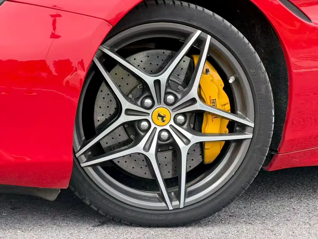 Ferrari California T — миниатюра 9