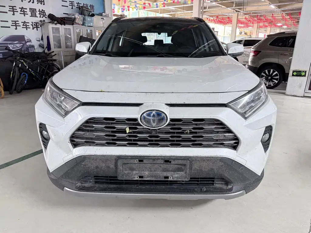 Toyota RAV4 — миниатюра 2