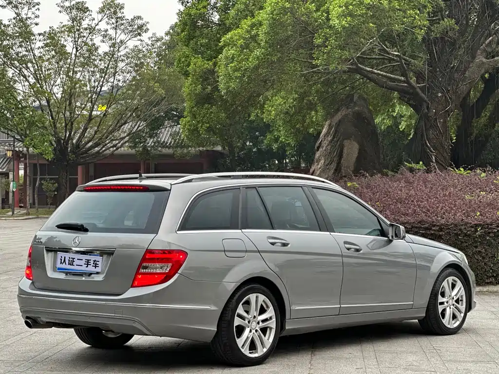 Mercedes-Benz C-Class (Import) — миниатюра 23