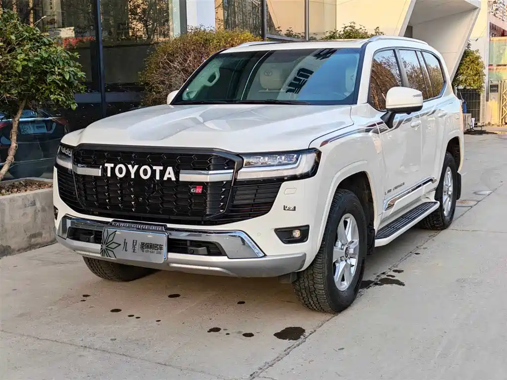 Toyota Land Cruiser 2025
