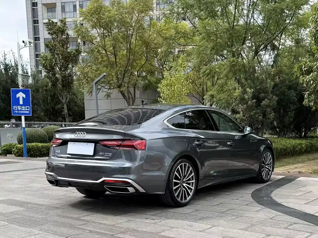 Audi A5 (Import) — миниатюра 9