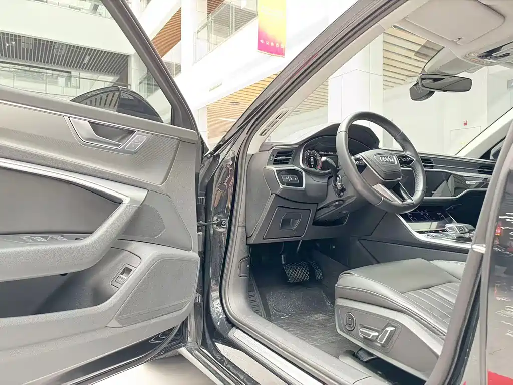 Audi A6L — миниатюра 9