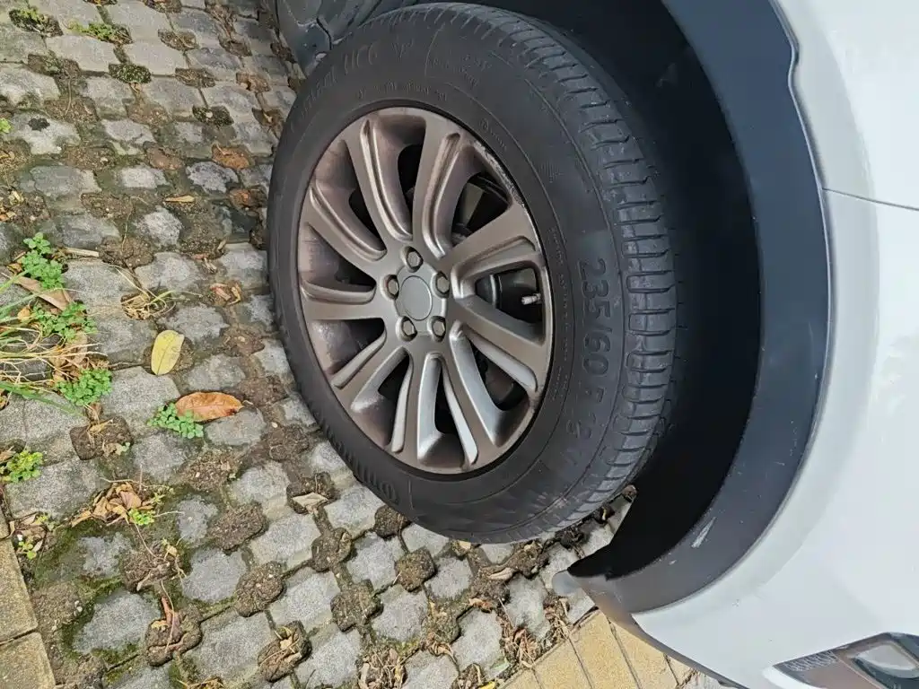 Land Rover Discovery Sport — миниатюра 8