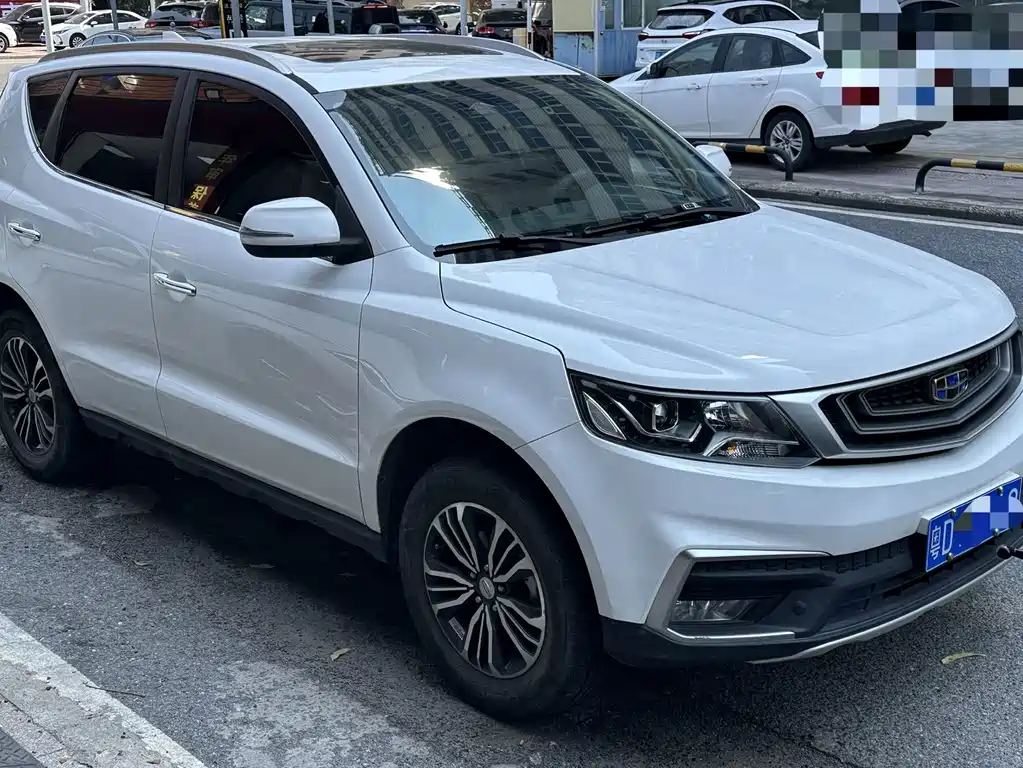 Geely Vision X6 — миниатюра 5