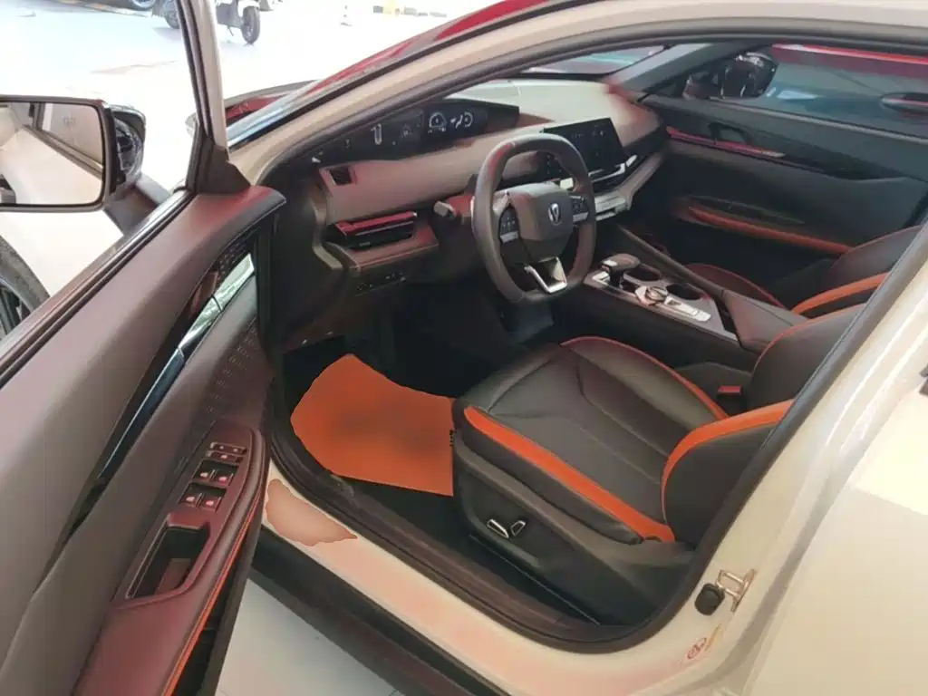 Changan UNI-V — миниатюра 16