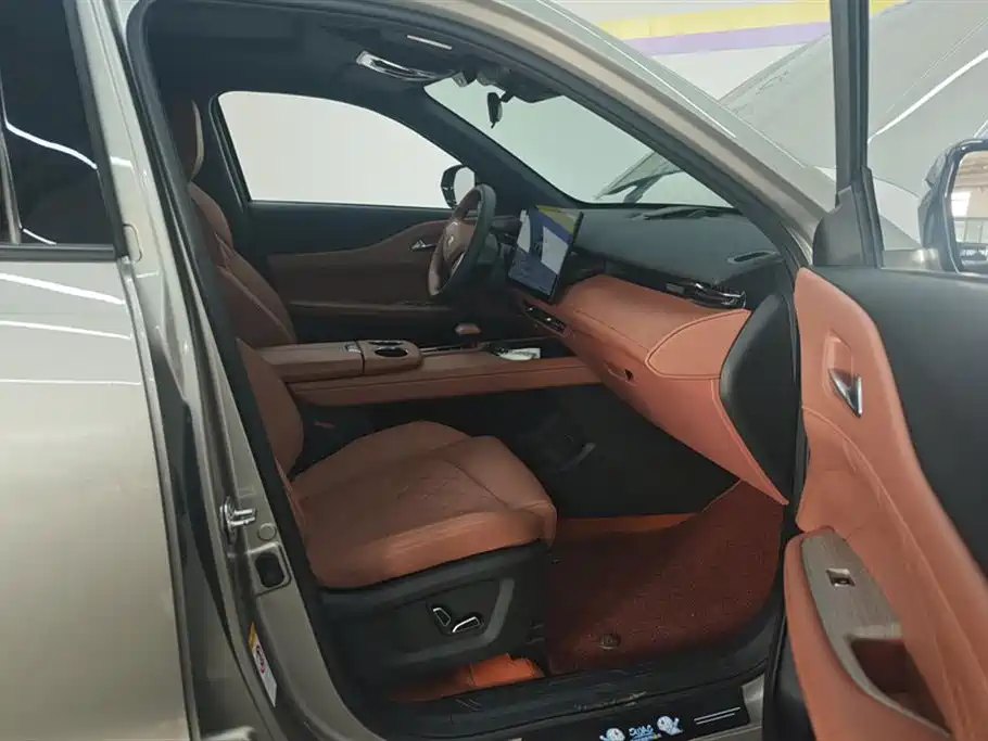 CHANGAN UNI Z NEW ENERGY