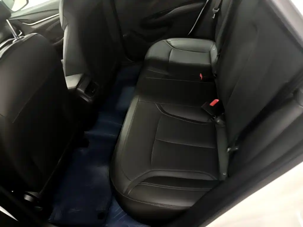 Buick Excelle — миниатюра 17