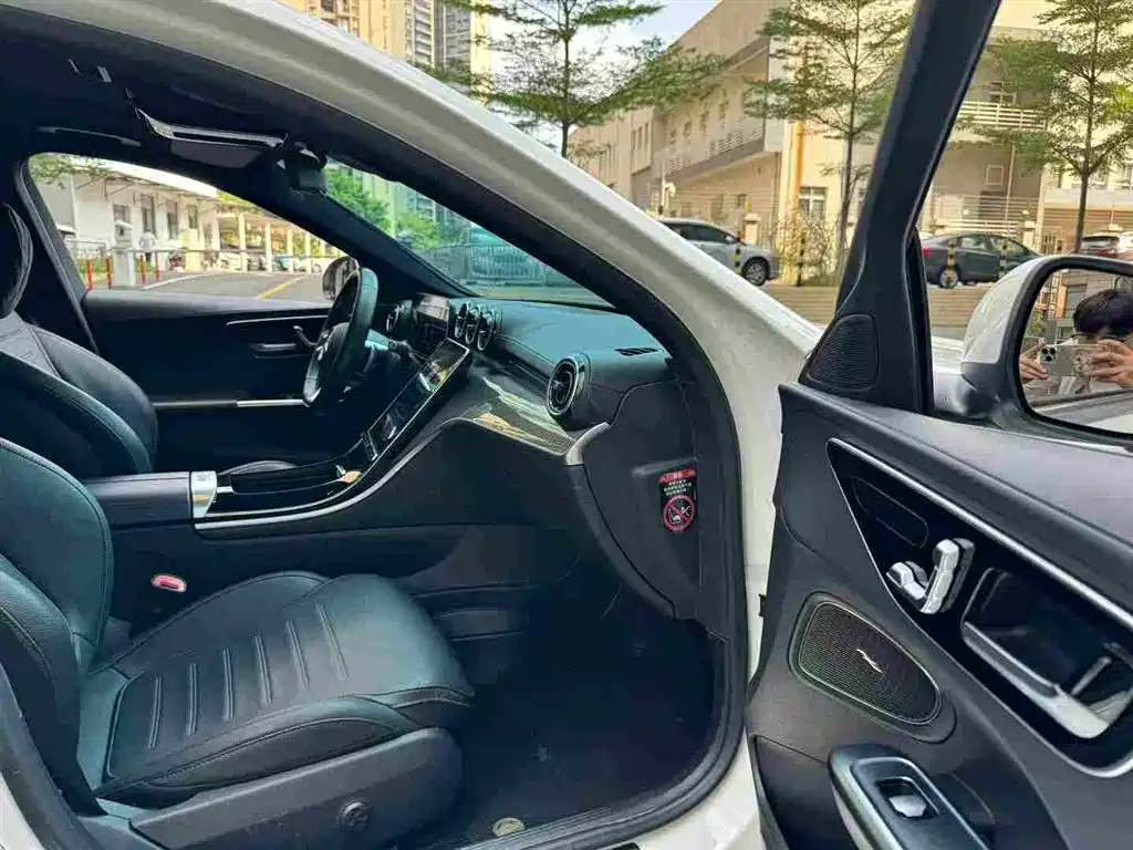 Mercedes-Benz C-Class — миниатюра 8