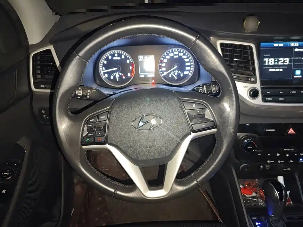 Hyundai Tucson — миниатюра 6